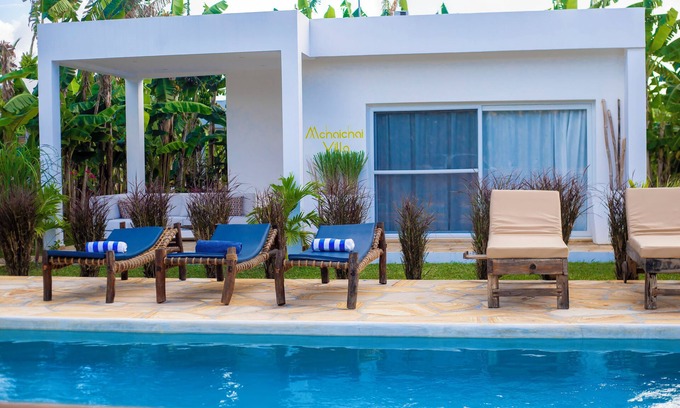 Kiwengwa Villa | 3-bedroom villa in awesome Kiwengwa Zanzibar with WiFi, AC