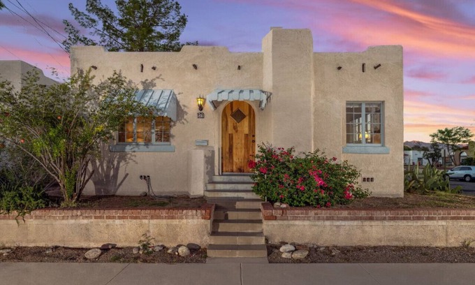 West University House | 3 Blocks from U of A & 4th Ave/Cozy/1 BR 1 BA