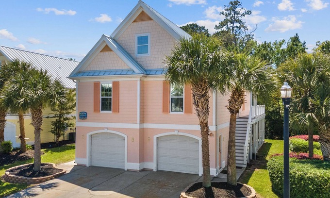 Garden City House | 3 BR 3 Bath Very SpaciousHome in Surfside Beach, Sleeps 8