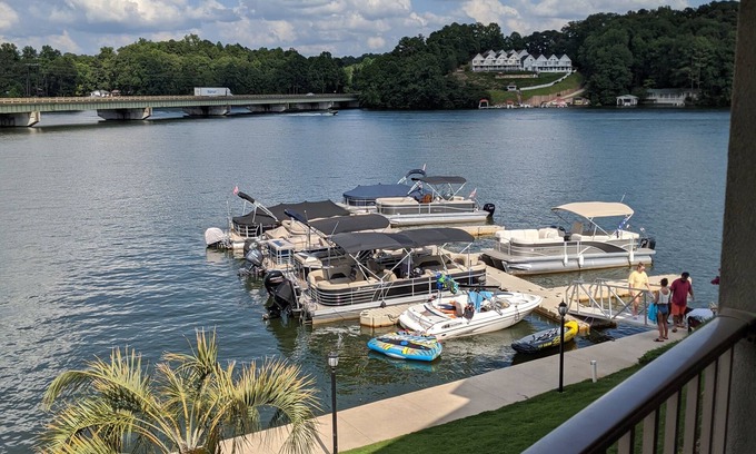 Alexander City Condo | 3 BR condo with dedicated deep water boat slip!
