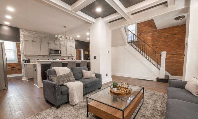 Livingston Park House | 3 BR Home in Columbus