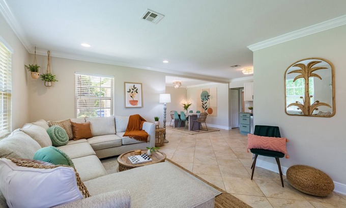 Temple Crest House | 3 BR w/Riverview & Fenced in Yard, Near Busch Gardens, USF, Hospitals & Ybor