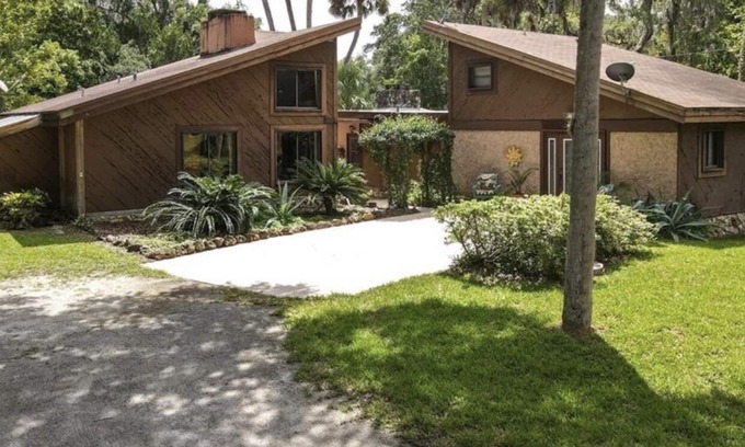 Crystal River House | 3 Houses on the River