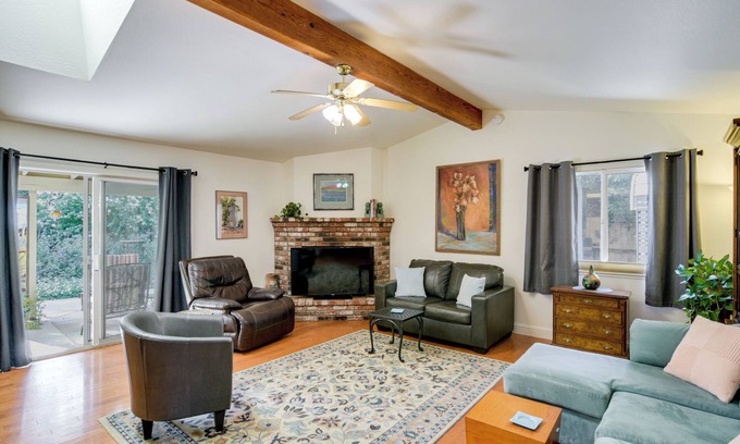 Chico House | ~ 3 Mi to Dtwn & Chico State: NorCal Escape!