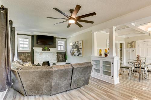 Crosstown House | 3 Mi to Dtwn Memphis Family Home