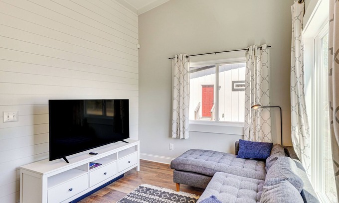 Durham Cottage | 3 Mi to Duke: Downtown Durham Cottage!