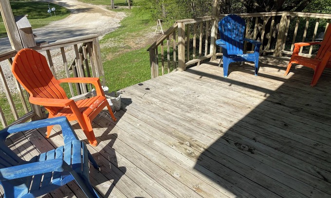 Auburn Cottage | 3 miles from the Auburn campus and Jordan Hare Stadium!