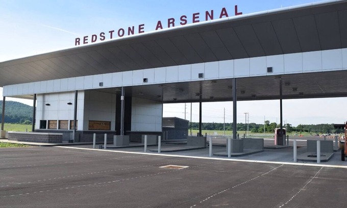 Huntsville Apartment | 3 mins from Arsenal - Pool &Gym.