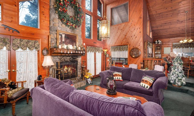 Crestline Cabin | 3-story near Big Beark, Lake Arrowhead