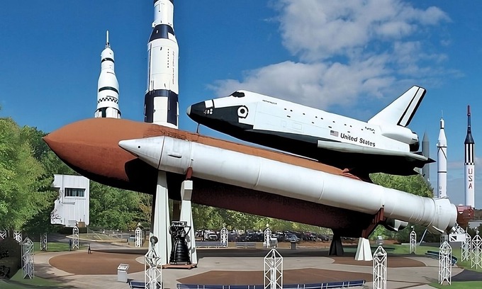 Madison Hotel | 3 Stylish Units for Business Travel, Breakfast, Park