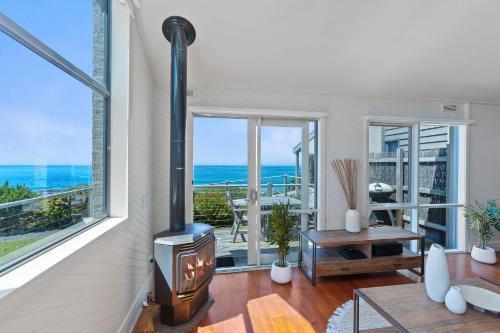 Wongarra Apartment | 3 Whitecrest Great Ocean Road Resort - Ocean Views