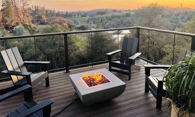 Cool House | 30 day plus rental in Gorgeous remodeled country house-10min to American river