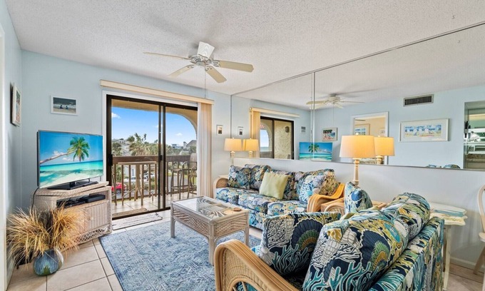 St. Augustine Beach Condo | 3320 Ocean View 3rd Floor SE