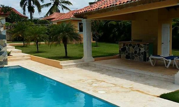Villas Ana Maria Villa | 3BD guest-friendly villa in Sosua center, private pool/jacuzzi/AC/cable TV/Wifi