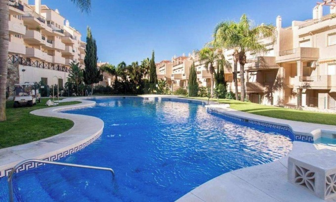 Castillo de Sabinillas Apartment | 3Bed-6Guests-Parking-Golf-Pools-Seaview