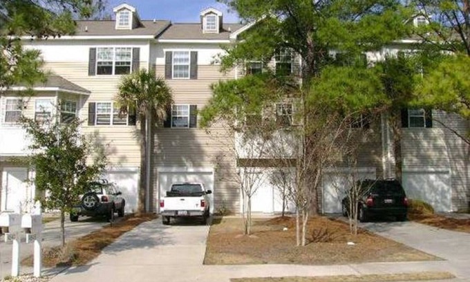 North Charleston House | 3bedroom 3.5bath Spacious, Garage with 6 beds