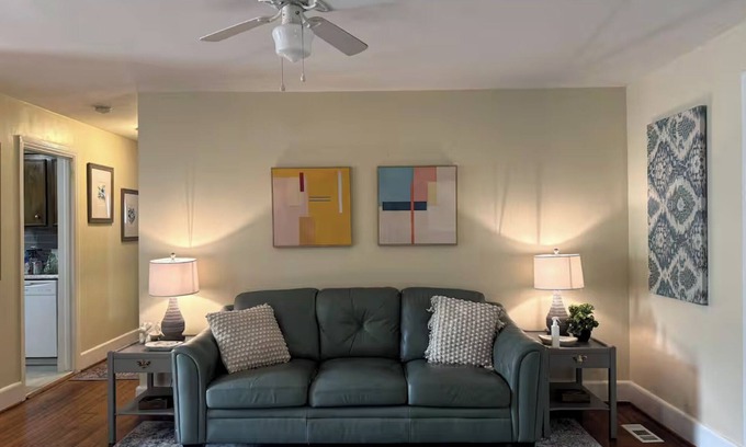 Florence House | 3BR, 1BA Home - Great Location + WiFi + Private Backyard