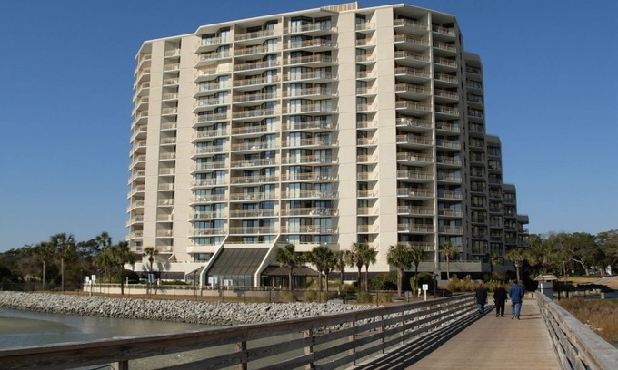 Briarcliffe Acres Condo | 3BR/2BA South Tower 6th Floor-Oceanfront-Gorgeous View! Beach Locker!