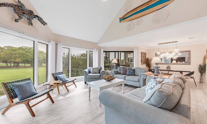 Spinnaker Beachhouses House | 3BR/2BA Spinnaker! Golf/Lagoon Views! Walk to Pelican Beach, Club, Pools! Amenity Cards!