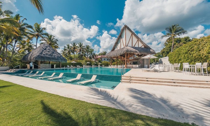 Las Terrenas Apartment | 3BR apt with terrace and beach access Portillo