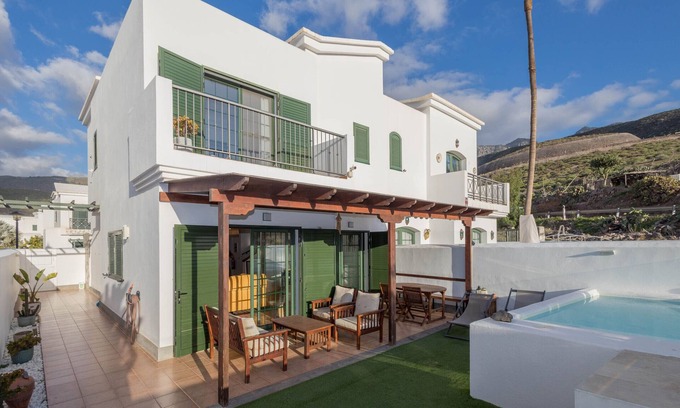 Agaete House | 3BR Color & Salt Notes House-Pool & Garden