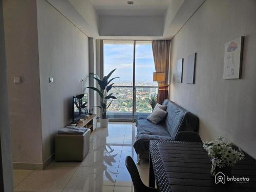Jakarta Apartment | 3BR Flat in Taman Anggrek Residence