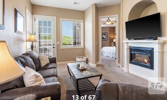 Indian Point Condo | 3mins from SDC. Can see SDC from outside the condo, family friendly and relaxing