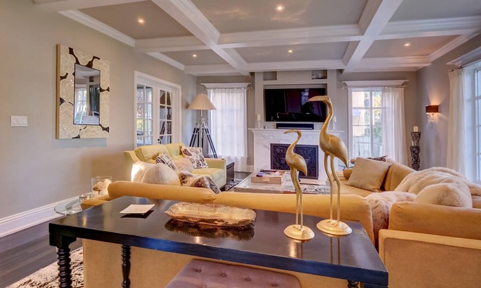 Bayshore Villa | 4/6bd SPACIOUS, Heart of Miami Beach! Mediterranean Villa w/Jacuzzi, HUGE YARD!