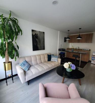 Usaquen Apartment | 4 Apartaestudio Cedritos completo