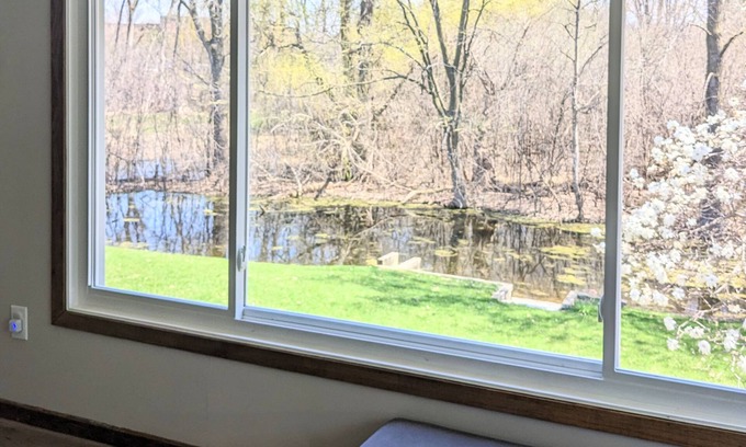 Plymouth House | 4 Bed home near downtown Minneapolis/airport, Views, Near MOA/MSP, quiet area