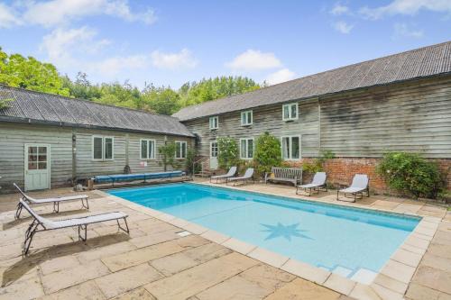 Bury St Edmunds House | 4 Bed in Hartest oc-w32685