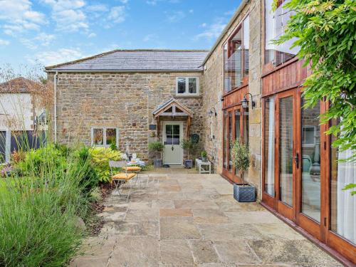 Ripon House | 4 Bed in Masham 64329