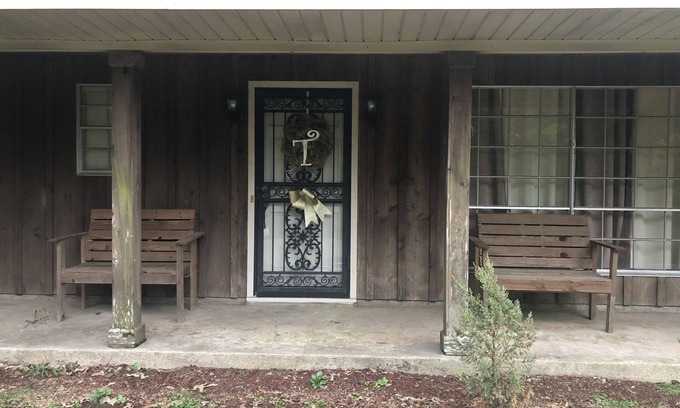 Yazoo City House | 4 bedroom 2 bathroom serene house