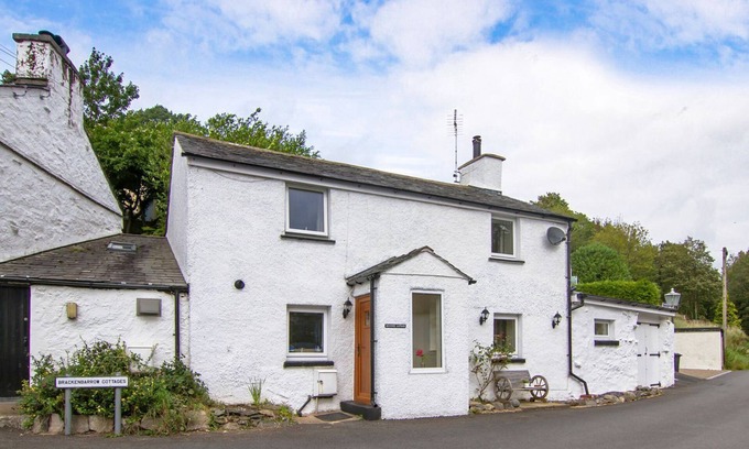 Lindale Cottage | 4 bedroom accommodation in Lindale, near Grange-over-Sands