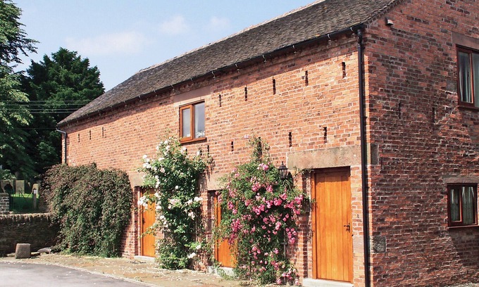 Kingsley Holt Cottage | 4 bedroom accommodation in Kingsley, near Cheadle