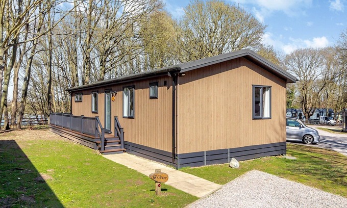 Woolverstone Cabin | 4 bedroom accommodation in Woolverstone, Ipswich