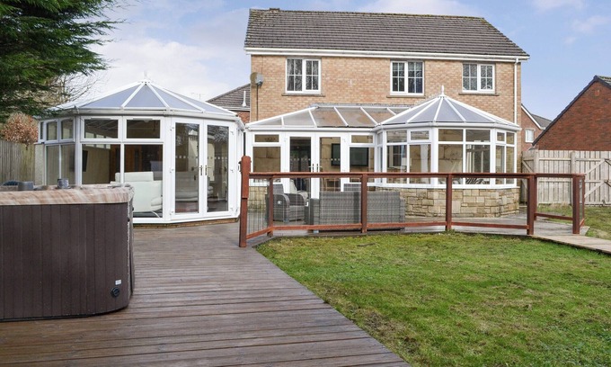 Rowrah Cottage | 4 bedroom accommodation in Rowrah, near Frizington