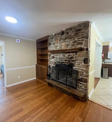 Dalton House | 4-bedroom Duplex with AC and WiFi in Dalton GA