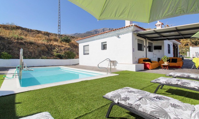 Sedella House | 4 bedroom gorgeous home in Sedella