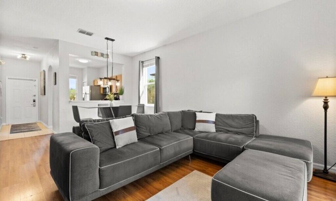 Regal Palms House | 4 Bedrooms/3.5 Bathrooms/Regal Palms (203LM)