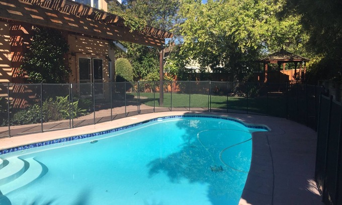 Walnut Creek House | 4 bedrooms and 3 full bathrooms + office in Walnut Creek. Great yard with pool!