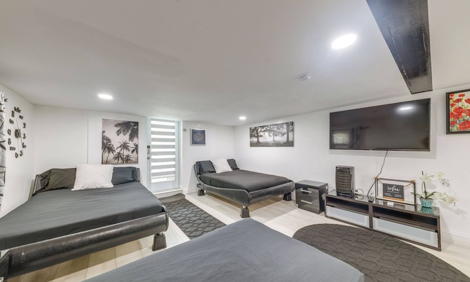 West Park Apartment | 4 Mi to Hard Rock Stadium: West Park Escape
