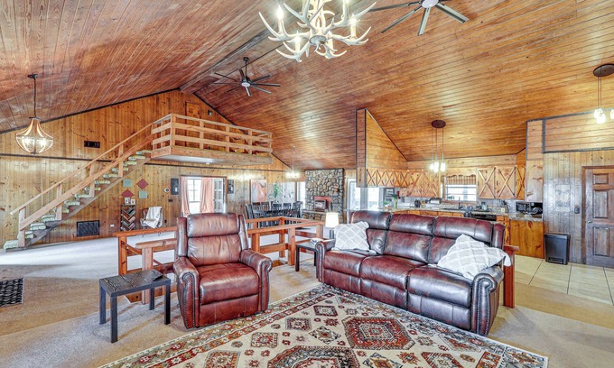 Bismarck House | 4 Mi to Lake Access: Pet-Friendly Home in Bismarck