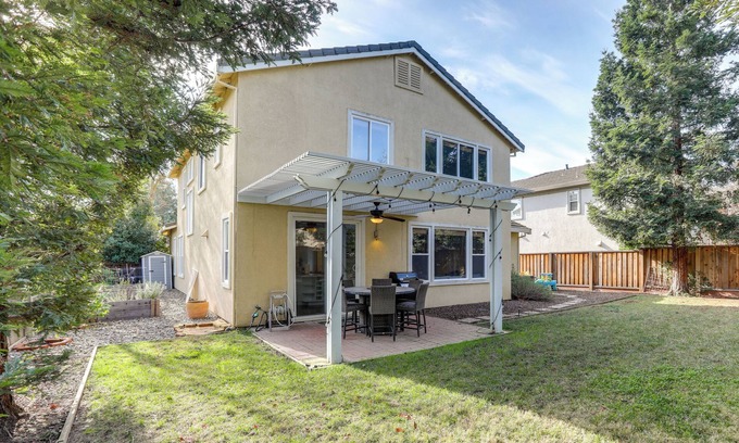 Davis House | 4 Mi to UC Davis: Updated Family Home!