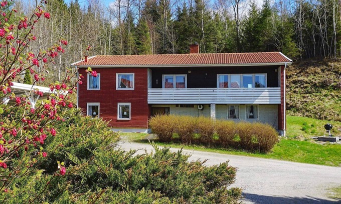 Hallevadsholm House | 4 person holiday home in HÄLLEVADSHOLM-By Traum