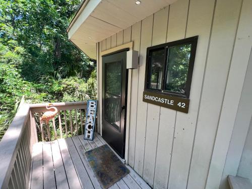 Night Heron House | 42 Night Heron