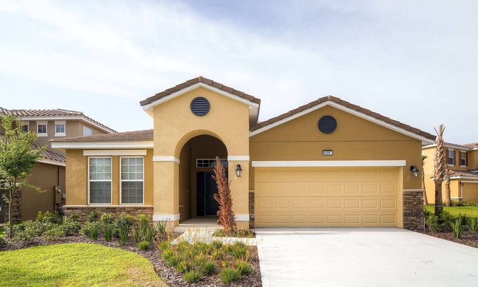 Sunridge Woods House | 4329AC: Experience Orlando In This Luxury 5 Bed 5 Bath W/Pool&Spa, Game Room