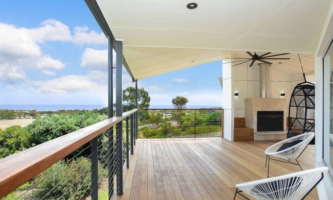 Carrickalinga House | 47 Stacey Drive, Carrickalinga