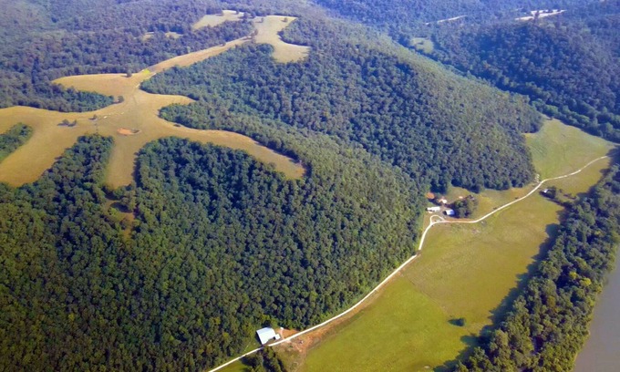 Mountain View Cottage | 470 Acre Adventure Lovers Get Away on Two Rivers