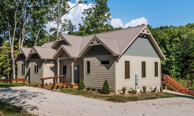 Nashville Cabin | 4BR, 3BA cabin